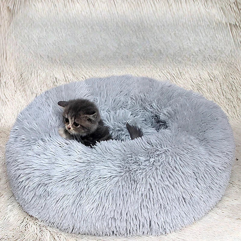 Premium Plush Calming Donut Pet Bed - Washable, Ultra-Soft, and Comfortable Sleeping Solution for Dogs and Cats